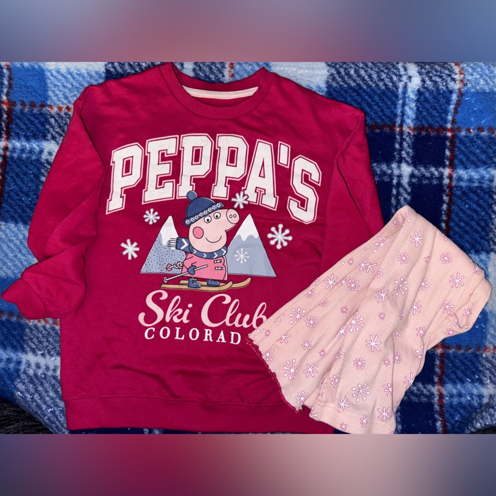 2/$20- Peppa Pig Ski Club Sweatsuit Set